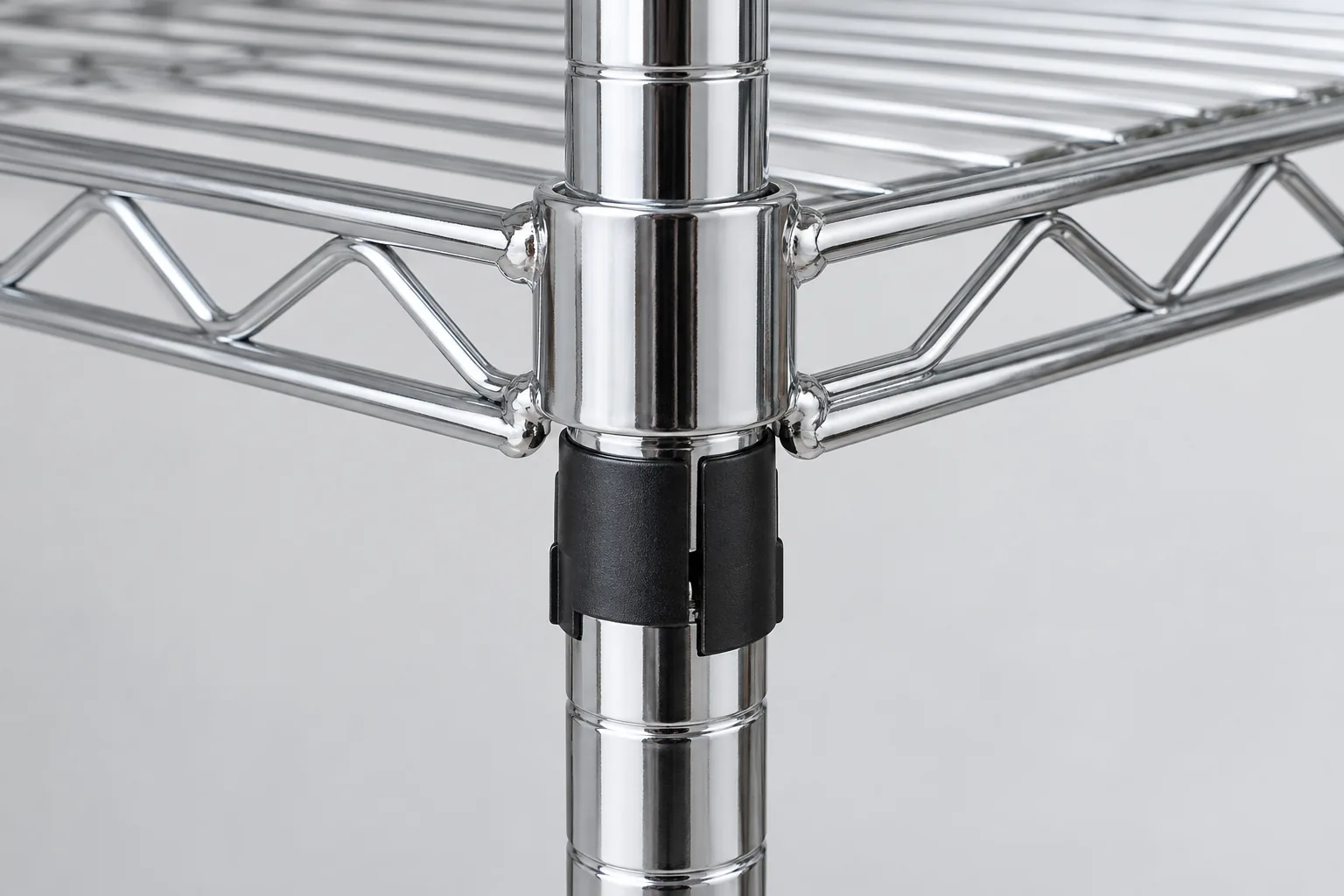 Wire shelving split sleeve and post groove interface for OEM buyer review
