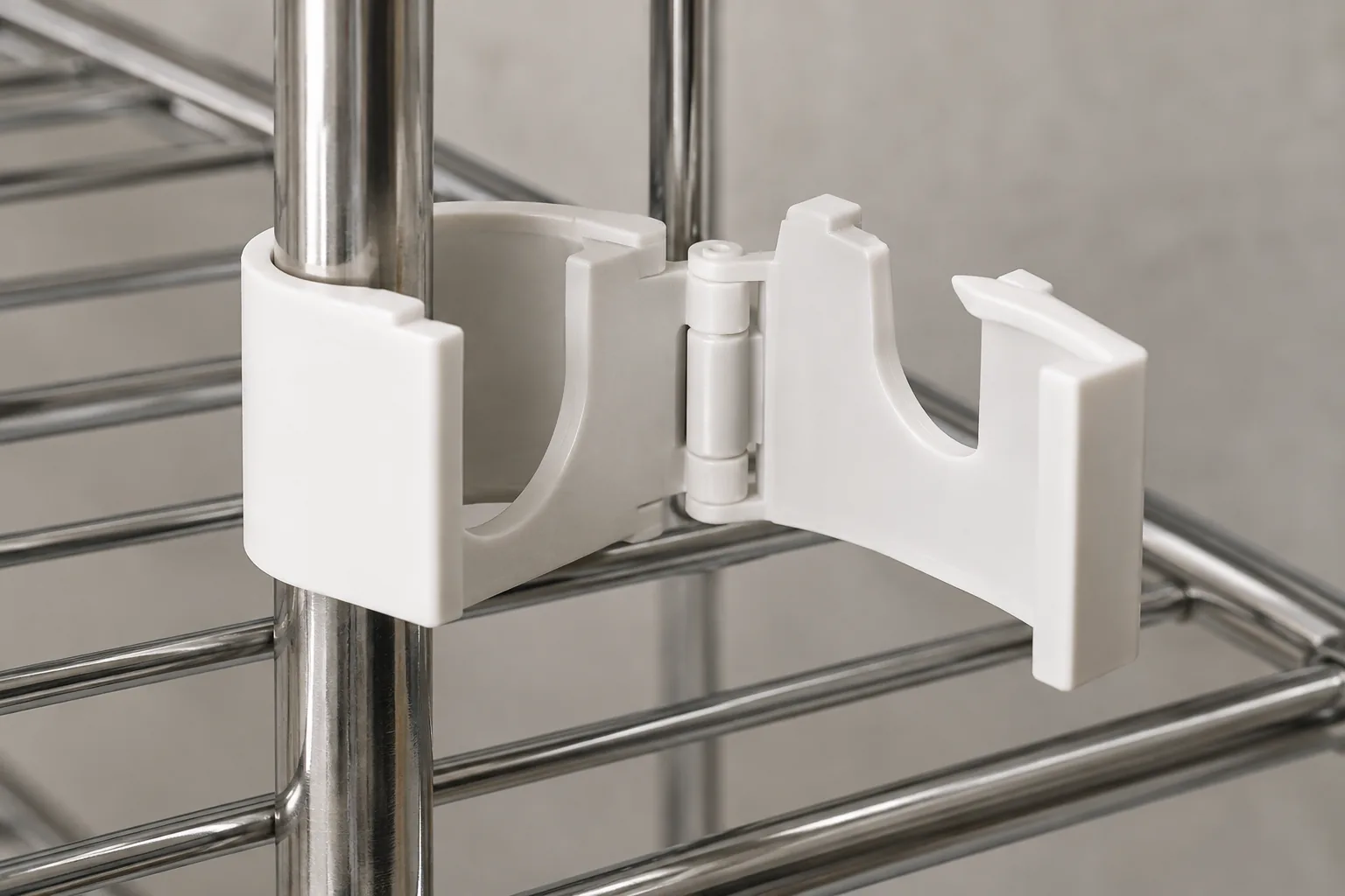 Relevant hardware sourcing scene for Polypropylene Living Hinges in Bought-In Organizer Components